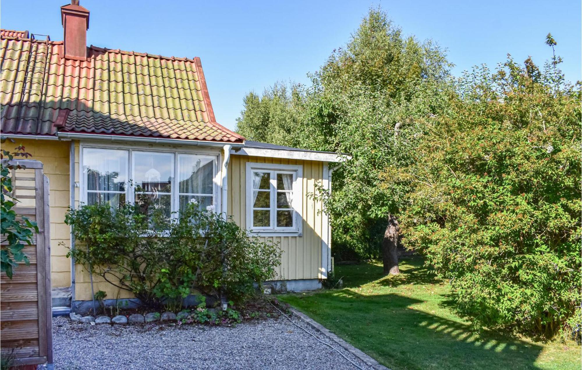 Gorgeous Home In Ronneby With Kitchen Dış mekan fotoğraf