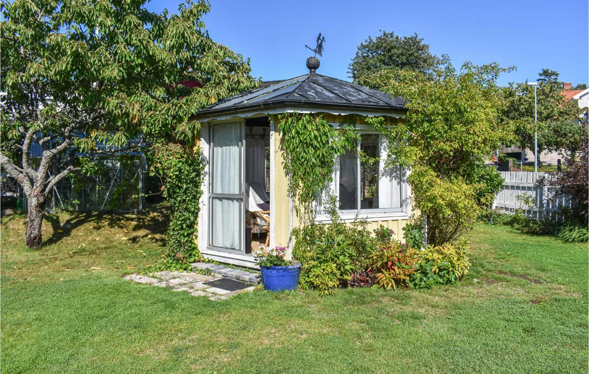 Gorgeous Home In Ronneby With Kitchen Dış mekan fotoğraf